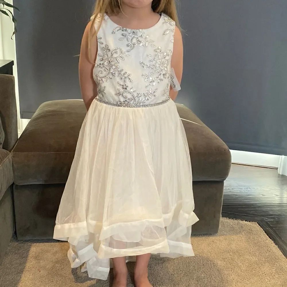 Kids Girl’s White High Low Formal Party Dress with Silver Detail Size 10 NWT